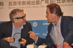 让雷诺演的搞笑电影,让雷诺的喜剧狂欢之旅